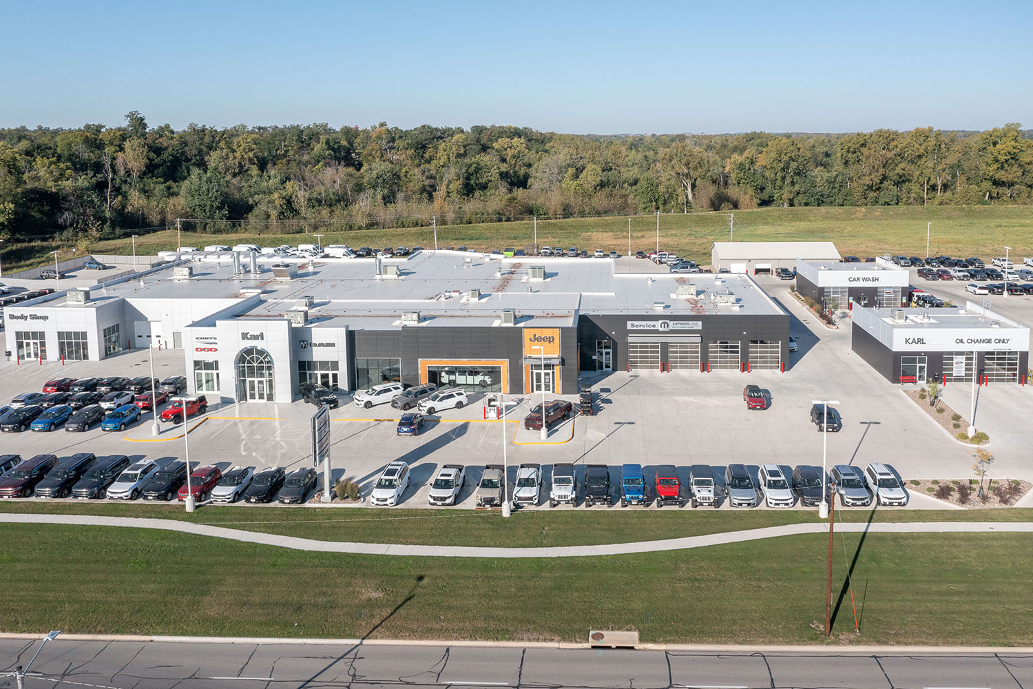 Karl Chevrolet Marshalltown exterior aerial view